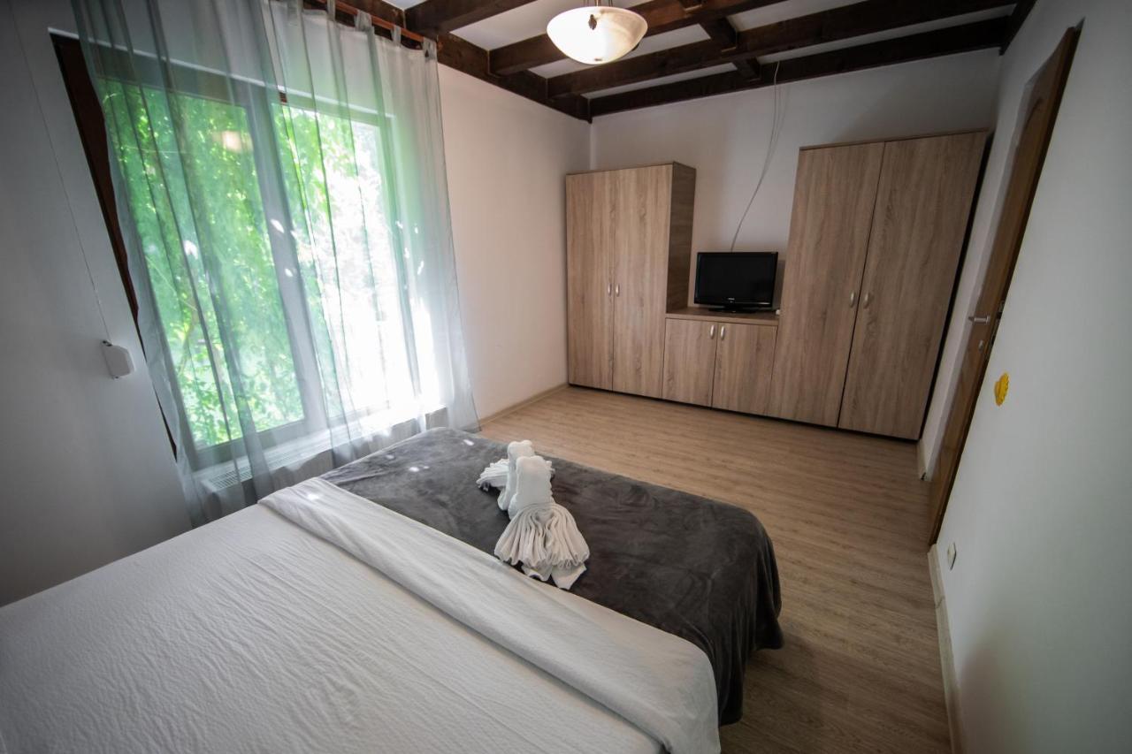 Casa Arcadia 1 Piscina,Jacuzzi, Sauna Μπουζάου Εξωτερικό φωτογραφία